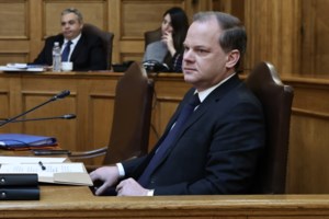 Τέμπη: Εγκύκλιος της Ιεράς Συνόδου ώστε να χτυπήσουν πένθιμα 57 φορές οι καμπάνες στον έναν χρόνο της τραγωδίας