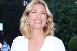 Βίκυ Καγιά: Έκλεισε τα 45 - Τα γενέθλια στη Μύκονο και η τούρτα-έκπληξη [Βίντεο]