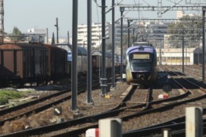 Με "εναγκαλισμούς" άρπαζαν τιμαλφή: Εξαρθρώθηκε κύκλωμα με δράση σε πέντε περιφέρειες - Λεία άνω των 400.000 ευρώ