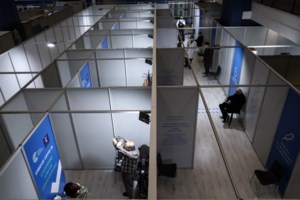 Σαρηγιάννης: Είμαστε στα πρώτα βήματα του τρίτου κύματος κορονοϊού [Βίντεο] - εικόνα 2