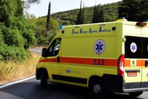 Συνελήφθη άνδρας που κυκλοφορούσε με τσεκούρι μέσα σε λεωφορείο στο κέντρο της Αθήνας - Ενοχλούσε τους επιβάτες