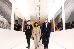 Σακελλαροπούλου για τον Δ. Σολωμό: Μετουσίωσε σε λαγαρή, δημοτική γλώσσα, το εθνικό ιδεώδες - εικόνα 2