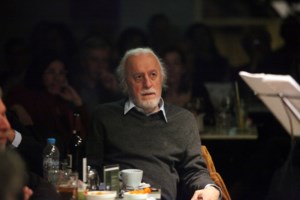 Η αδημοσίευτη συνέντευξη του Νότη Μαυρουδή: "Γυναικοκτονίες, παιδοκτονίες, παιδοφιλίες, πόλεμος…όλα αυτά μας πληγώνουν"