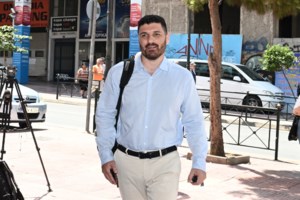 Αρπάχτηκαν Τεμπονέρας και Παγώνη στον αέρα: "Τι να μου πείτε εσείς, εγώ τα ζούσα" [βίντεο]