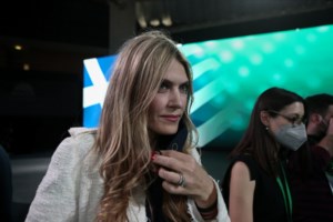 Εύα Καϊλή: Οι δηλώσεις για το Κατάρ που είχαν φέρει το "άδειασμα" Ανδρουλάκη - "Πρωτοπόρο στα εργασιακά δικαιώματα"