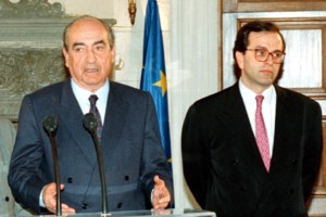 Φωτεινή Πιπιλή για Αντώνη Σαμαρά: Τελικά αποστάτης γεννιέσαι - Δεν γίνεσαι - Η αιχμηρή ανάρτησή της