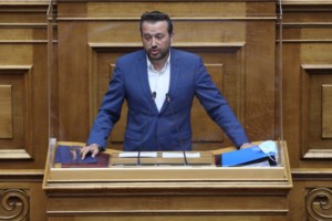 Novartis: Σε καθεστώς ανωνυμίας για άλλα δύο χρόνια "Κελέση" και "Σαράφης"