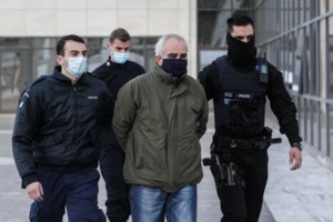 Δίκη "Dr Κόντος": Στο εδώλιο γιατρός, πρώην υπουργός - Γιατί τον κατηγορεί ασθενής με αναπηρία