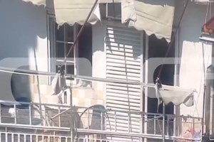 Από τη Θεσσαλονίκη στην Ηλεία βρέθηκαν οι γονείς που άφηναν το μωρό στο μπαλκόνι - Μαρτυρίες για άθλιες συνθήκες διαβίωσης [βίντεο]