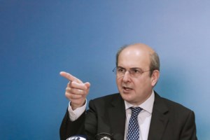 Χατζηδάκης: Πρώτη φορά βλέπω απεργία υπέρ των πονηρούληδων και των καταχραστών -  Οι συνδικαλιστές στη ΔΥΠΑ