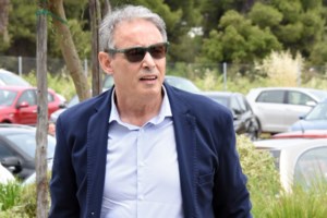 Ιορδάνης Χασαπόπουλος: Η απουσία της Ανθής Βούλγαρη και το τηλεοπτικό του μέλλον στο Mega - "Πρώτα ο Θεός..."