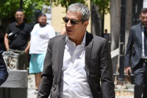 Αρνείται κάθε εμπλοκή με τη σπείρα ναρκωτικών ο Θέμης Αδαμαντίδης: "Τώρα θα δουν αγωγές, κάνουν το παν να βγάλουν λεφτά" - εικόνα 3