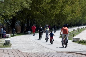 Κορονοϊός: Στα 3.373 τα νέα κρούσματα στην Αττική - Ακόμη 740 στη Θεσσαλονίκη - εικόνα 2