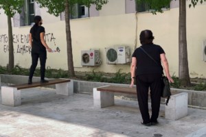 Έγκλημα στη Μεσαρά: Προφυλακίστηκε ο 27χρονος – Ξέσπασε η χήρα του 39χρονου: "Να σαπίσεις στη φυλακή"