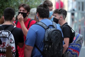 Κορονοϊός: Κατέληξε 97χρονη στη Θεσσαλονίκη - Στους 317 οι νεκροί - εικόνα 2