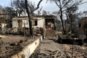 Φωτιά στο Μάτι- Αδιανόητο: 30 πτώματα παραμένουν ακόμα στα αζήτητα...