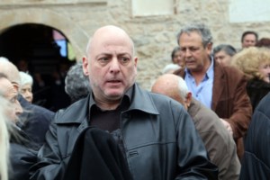 Γιώργος Λαμπάτος: "Ανυπομονώ να ανέβω ξανά στο σανίδι", λέει με δάκρυα στα μάτια ο ηθοποιός [βίντεο]