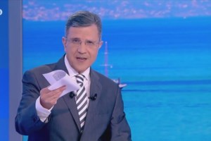 Μπουτάρης σε Παπαγεωργόπουλο: "Ζήτα συγγνώμη και πες μας πού πήγαν τα λεφτά της υπεξαίρεσης"