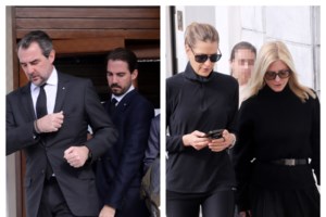 Κηδεία τέως βασιλιά Κωνσταντίνου: Φρούριο το Σύνταγμα - Μηχανήματα ελέγχου στο Μεγάλη Βρετάννια [εικόνες]