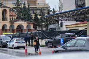 Τραγωδία στα Τέμπη: Βρήκαμε το μωρό κάτω από το κάθισμά μου- Ο 20χρονος φοιτητής που μπήκε στο τρένο με λάθος εισιτήριο - εικόνα 2