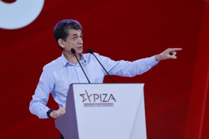 Ο δημοσιογράφος Γιάννης Παπουτσάνης θυμάται τα παλιά του χρόνια στην Αυγή και θυμώνει: Αχρηστοι