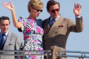 Πριγκίπισσα Νταϊάνα: Δείτε πόσο της μοιάζει η "σωσίας" της στο The Crown - εικόνα 4