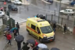 Πάτρα: Νέα επίθεση με δυναμιτάκια εξωσχολικών σε ΕΠΑΛ της Πάτρας ΕΠΑΛ - Βρίσκουν μιμητές οι "πλακαδόροι"