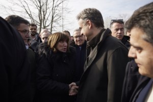 Γιατί επιμένει στη Βόρεια Ελλάδα ο Μητσοτάκης- Το πρόβλημα Βελόπουλος και το μυστήριο της επανεμφάνισης Καρατζαφέρη