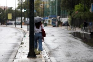 Καιρός: Το καλοκαίρι είναι ακόμα εδώ - Μικρή άνοδος της θερμοκρασίας έως τους 32 βαθμούς