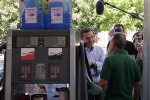 Ανάρτηση Μητσοτάκη από Ψέριμο: Εκεί που το γαλάζιο του Αιγαίου συναντά το γαλάζιο της σημαίας - εικόνα 5