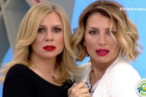 Κατερίνα Καραβάτου: Χαλαρή βόλτα με τον γιο της Αρίωνα [εικόνες]