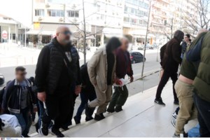 Νέα έρευνα σε βάρος της εφοπλιστικής οικογένειας Παπαδημητρίου για αρχαιοκαπηλία - Εκαναν έφοδο στο σπίτι τους - εικόνα 4