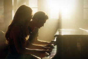 Σαρώνει το Maestro: Το Netflix πήρε τα παγκόσμια δικαιώματα για τη σειρά του Χριστόφορου Παπακαλιάτη