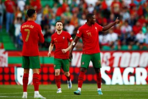 Πώς κινούνται οι τιμές ακινήτων στις τουριστικές περιοχές - Τι συμβαίνει στα δημοφιλή νησιά - εικόνα 2