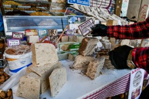 Βαρύ πρόστιμο 319.000 ευρώ στον ΑΒ Βασιλόπουλο για αισχροκέρδεια - Καμπάνα και σε άλλα τρία σούπερ μάρκετ