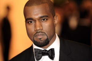 "Πόλεμος" Μασκ με Κάνιε Γουέστ: Το Twitter μπλόκαρε τον λογαριασμό του ράπερ μετά τα φιλοναζιστικά σχόλια