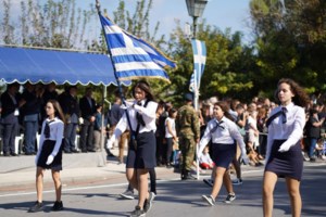 Παγώνη: Ορθώς δεν θα γίνουν παρελάσεις σε Ημαθία, Πιερία - Το σκεπτικό της απόφασης