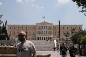 Κορονοϊός - Συναγερμός σε στρατόπεδο στον Βόλο: Τέσσερις στρατιώτες βρέθηκαν θετικοί