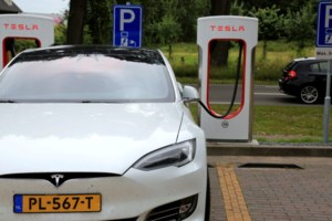 Ηλεκτροκίνηση: Πουλήθηκαν ήδη πάνω από 200 αυτοκίνητα - Σταθερά πρώτα τα ποδήλατα