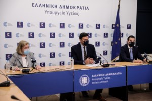 Κορονοϊός: Καλά νέα για τον 17χρονο που νοσηλεύεται στη ΜΕΘ - Βγήκε από τον αναπνευστήρα και είναι απύρετος