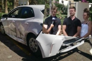 Μυλοπόταμος: Ο νταής που κυνήγησε τους Γερμανούς ποζάρει με καλάσνικοφ και λέει ότι τον χτύπησαν [εικόνες] - εικόνα 6