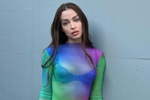 Η Ελένη Φουρέιρα έκλεισε τα 37: Η κατακόκκινη τούρτα και η τρυφερή φωτογραφία με τον γιο της [εικόνες] - εικόνα 3