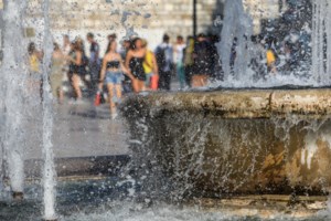 Μαρουσάκης: Τέλος ο καύσωνας από σήμερα το βράδυ - Έρχονται μπουρίνια και πτώση της θερμοκρασίας