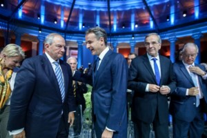 Αντώνης Σαμαράς: Ομόφωνα εκτός της Κοινοβουλευτικής Ομάδας της ΝΔ