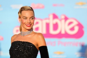 Μάργκοτ Ρόμπι: Στα μαύρα στη Φολέγανδρο - Έφαγε καλό ψάρι από τα χέρια γνωστού MasterChef - εικόνα 4