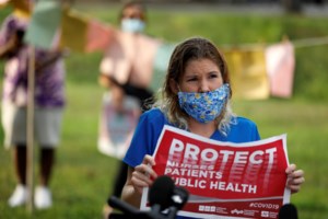 Κορονοϊός: Το τερμάτισε η Σουηδία - Η ιχνηλάτηση θα γίνεται από τους ασθενείς, όχι από τις Αρχές