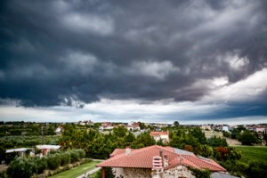 Επέλαση της κακοκαιρίας: Πλημμύρες στον Λαγκαδά Θεσσαλονίκης - Εγκλωβίστηκαν κάτοικοι σε σπίτια και αυτοκίνητα [εικόνες] - εικόνα 3