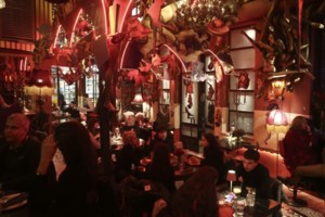 Κορονοϊός: Από σήμερα η κατ' οίκον διάθεση των αντιικών χαπιών Merck - Ποιους αφορά