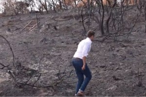 Κασσελάκης: Η ένταση με τον Ευαγγελάτο για τις ερωτήσεις και η... τουαλέτα όταν μιλούσε ο Τζουμάκας [Βίντεο]