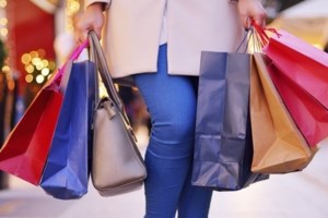 Βήμα – βήμα το σχέδιο για το άνοιγμα της αγοράς τα Χριστούγεννα: "Οχι" ειδικών για την εστίαση, τι θα γίνει με τα σχολεία - εικόνα 2